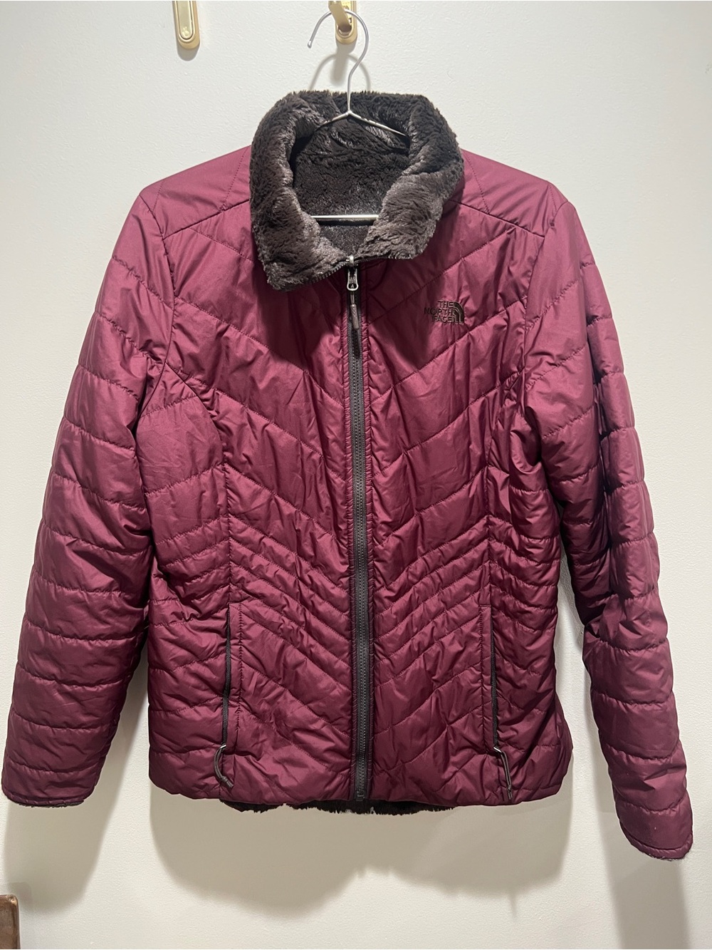 The North Face Mossbud Reversible Jacket in Fig Brown